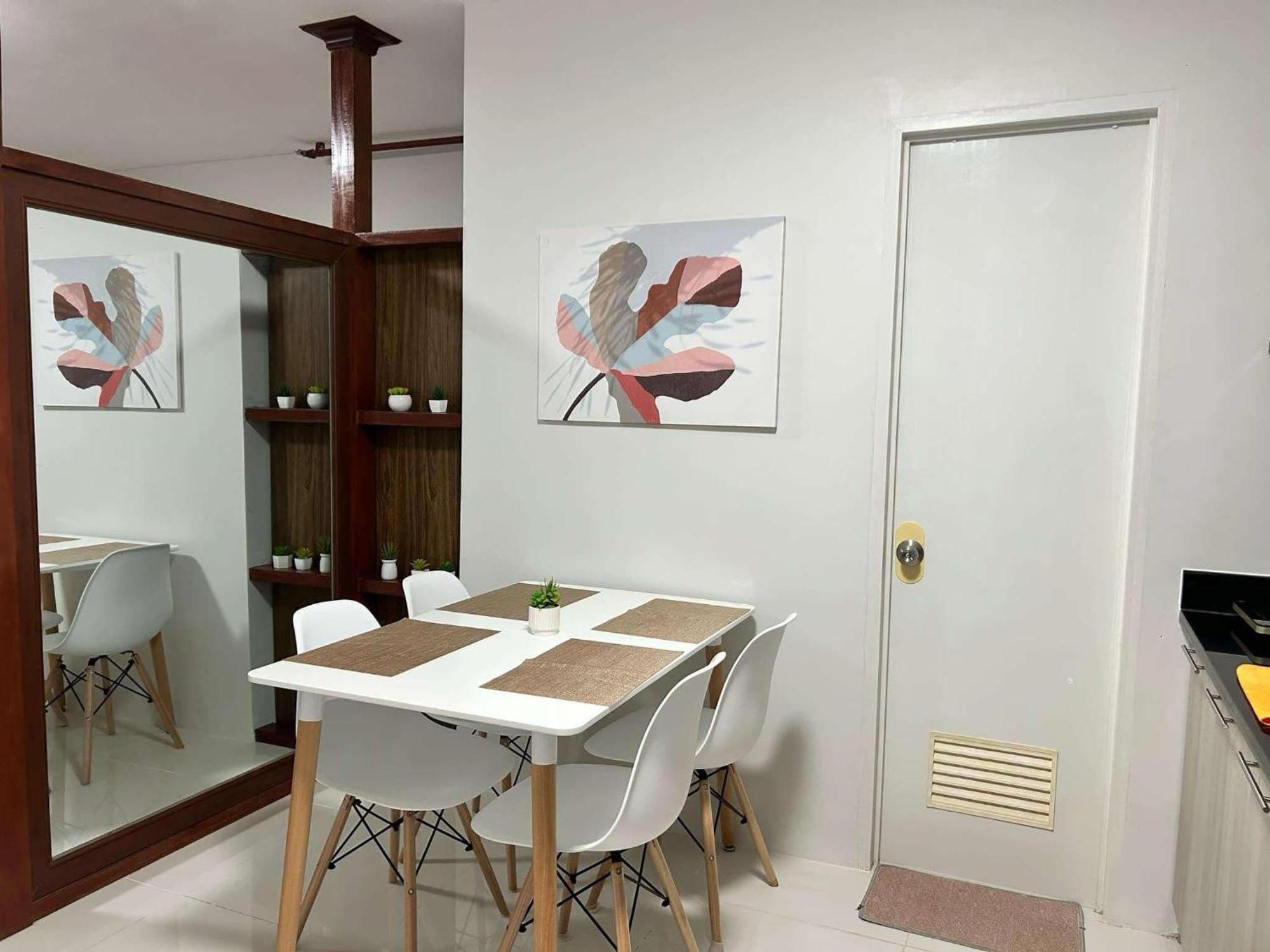 Condo Unit In Camella Manors Bacolod Buitenkant foto