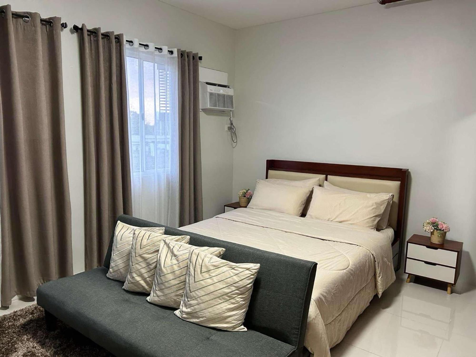 Condo Unit In Camella Manors Bacolod Buitenkant foto
