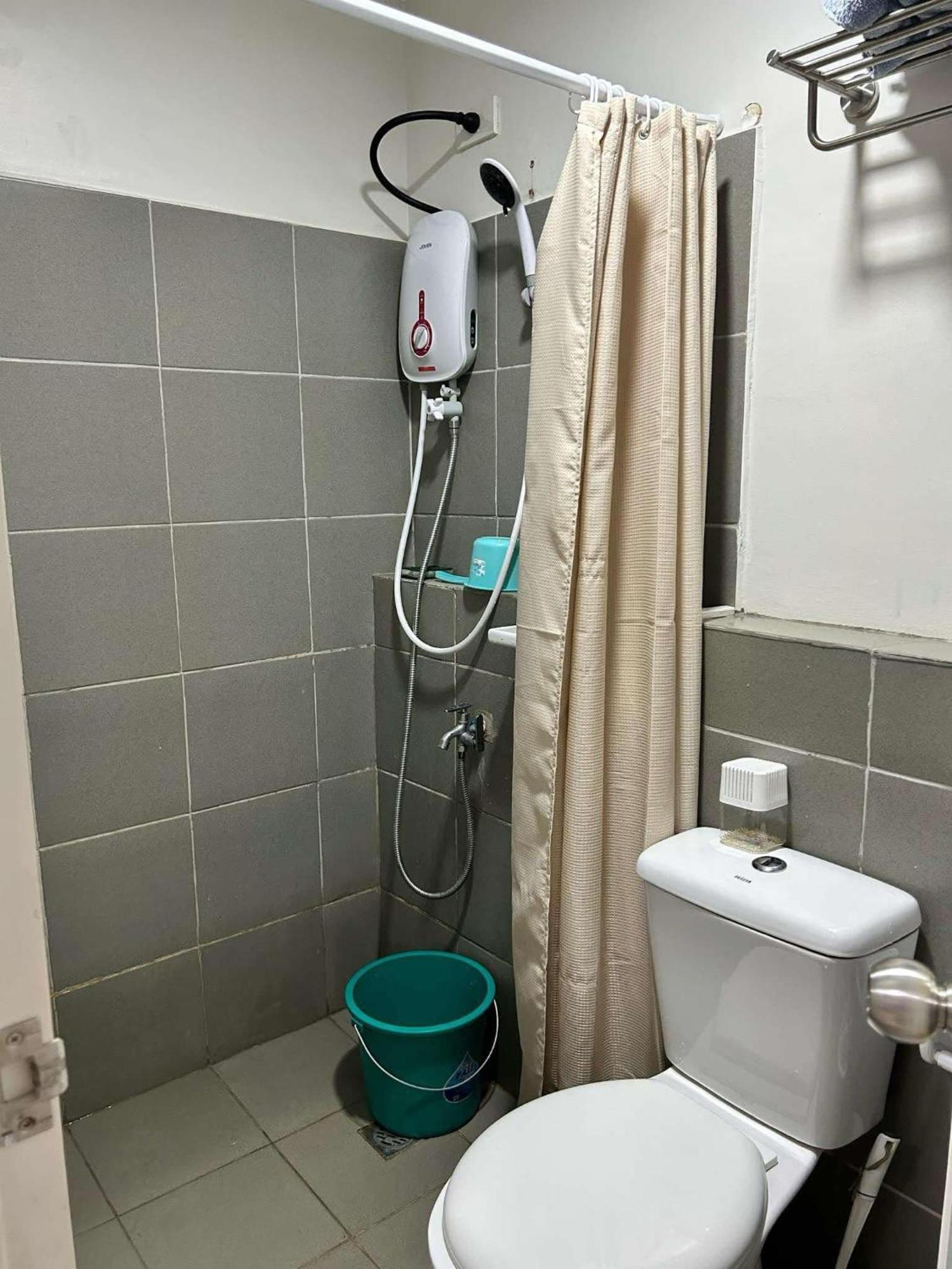 Condo Unit In Camella Manors Bacolod Buitenkant foto